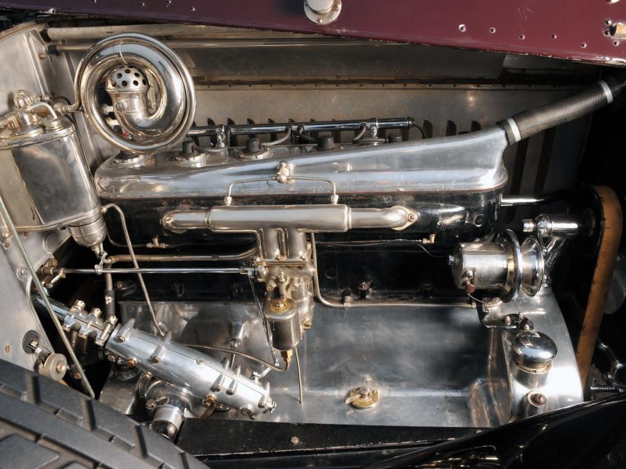 Моторный отсек Minerva AF 30 CV Limousine 1925 года  (фото 3 из 3)